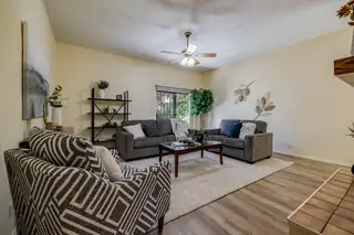 9811 Amigante Drive NE 