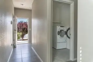 4856 Kings Peak Road NE 