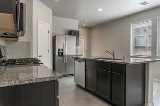 4856 Kings Peak Road NE 