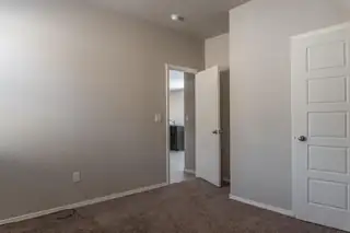 4856 Kings Peak Road NE 