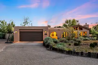 1148 Marigold Drive NE 