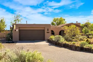 1148 Marigold Drive NE 