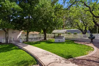 10020 Loretta Drive NW 