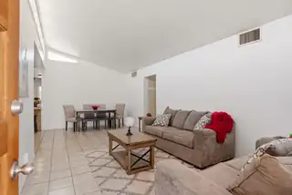 1009 Dakota Street NE 