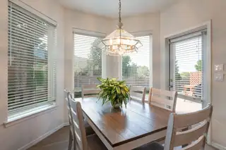 1426 Canyon Hills Drive NE 