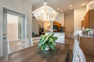 1426 Canyon Hills Drive NE 