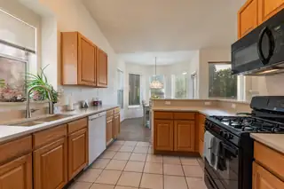 1426 Canyon Hills Drive NE 