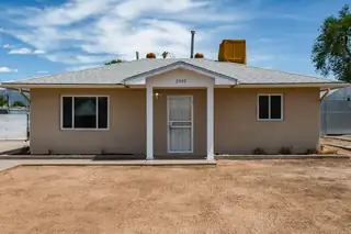 2942 Sierra Drive NE, Albuquerque