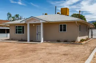 2942 Sierra Drive NE 