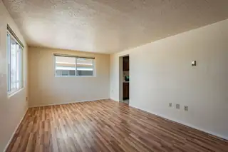 2942 Sierra Drive NE 