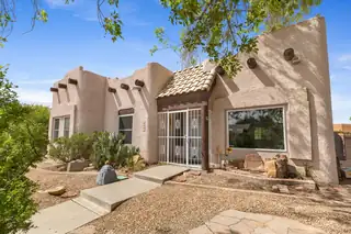 7601 Parkwood Drive NW 