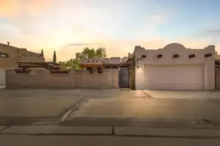 7601 Parkwood Drive NW 