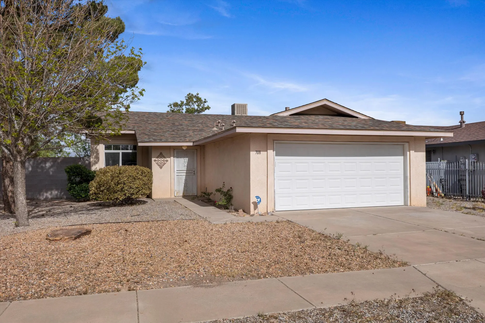 708 Sunbear Drive SW