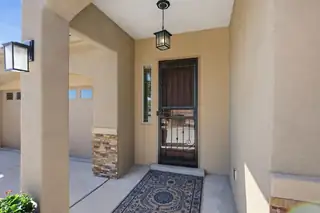 7200 Valle Jardin Lane NW 