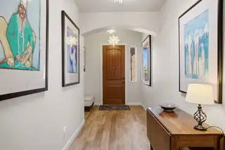 7200 Valle Jardin Lane NW 