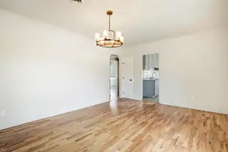 316 Washington Street NE 