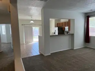 405 Loma Linda Loop NE 