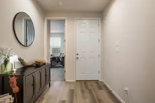 1310 Vallecito Court NW 