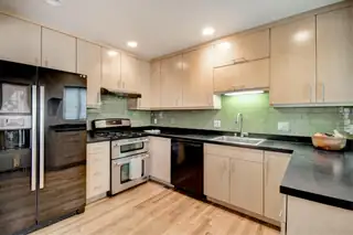 409 Truman Street NE 