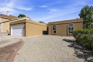 9520 Cargo Avenue NE 