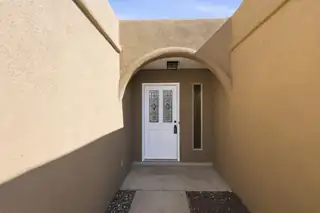 9520 Cargo Avenue NE 