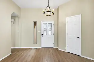 9520 Cargo Avenue NE 