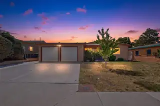 1009 Chama Street NE, Albuquerque