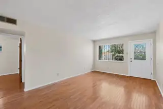 11912 Allison Court NE 