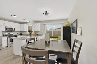 9300 Alvera Avenue SW 