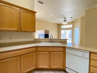 7004 Luz Del Sol Place NW 