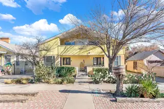 208 13th Street NW B, Albuquerque