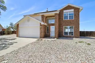 11 Apache Plume Road, Los Lunas
