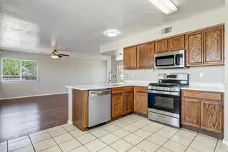 11 Apache Plume Road 