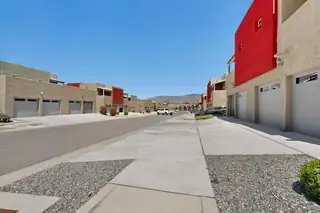 1620 Borrego Drive SE 