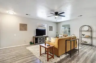 2216 Desert Wood Drive SW 