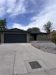 905 La Charles Drive NE 