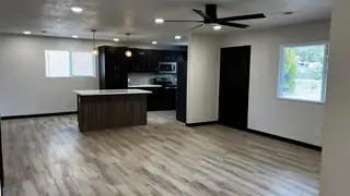 905 La Charles Drive NE 