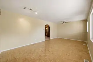 9425 Parsifal Place NE 