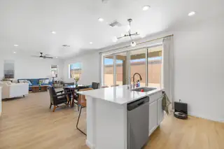 2541 Seaforth Circle 