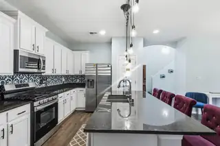 512 Twilight Vista Lane SW 