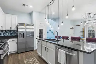 512 Twilight Vista Lane SW 