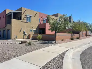 1668 Bull Lea Drive SE, Albuquerque