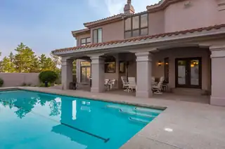 1205 Marigold Drive NE 