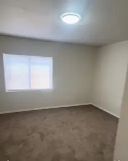 509 Freeman Avenue NW 