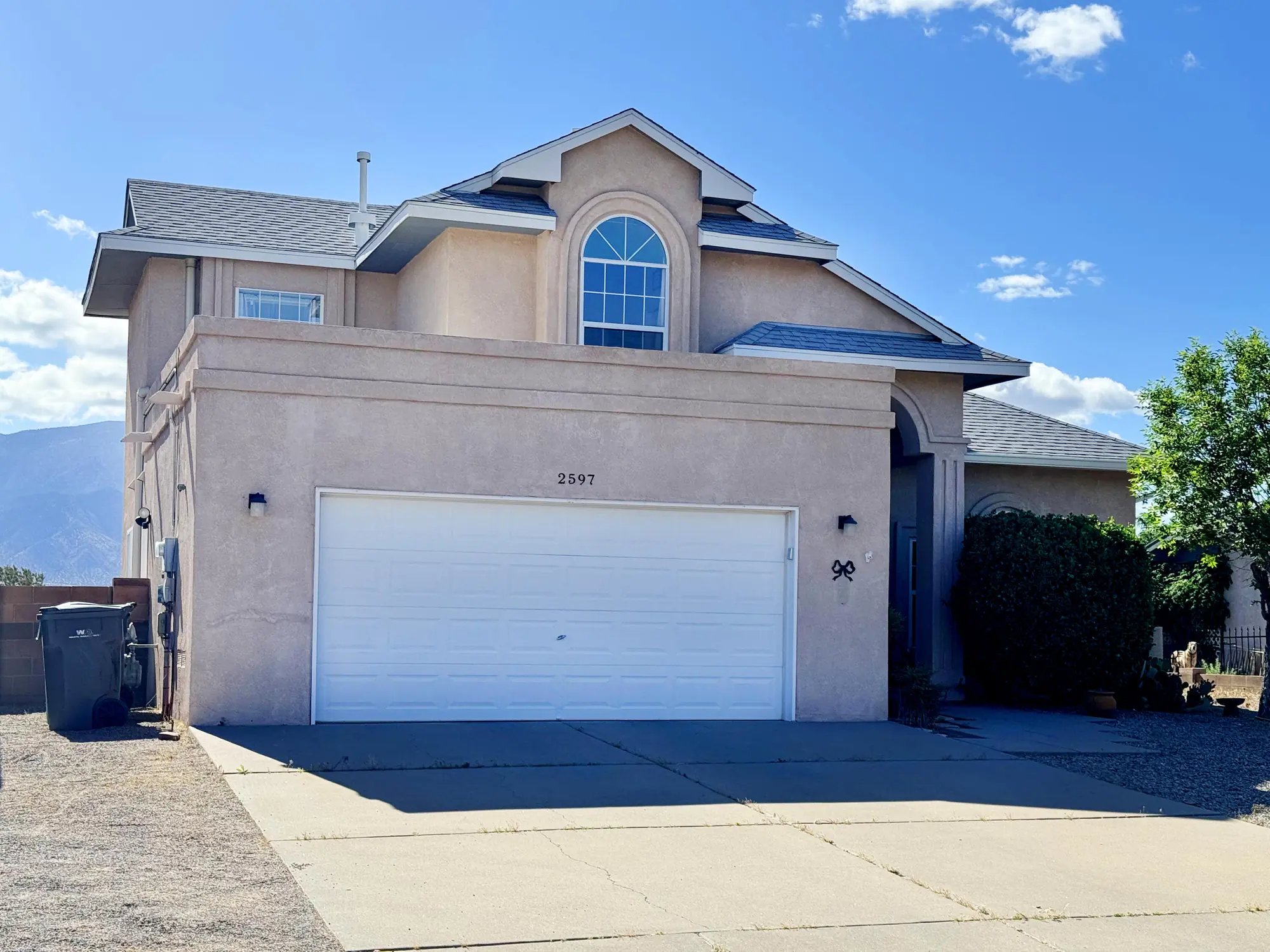 2597 Sandia Loop NE
