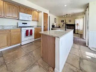 2597 Sandia Loop NE 