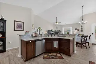 900 Firewheel Loop SW 