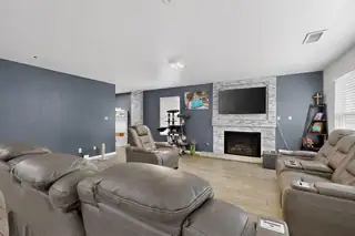 8805 Sawgrass Place NW 