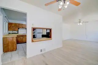 1833 Illinois Street NE 