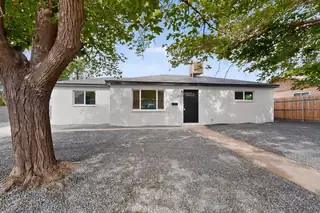 2709 Garcia Street NE 